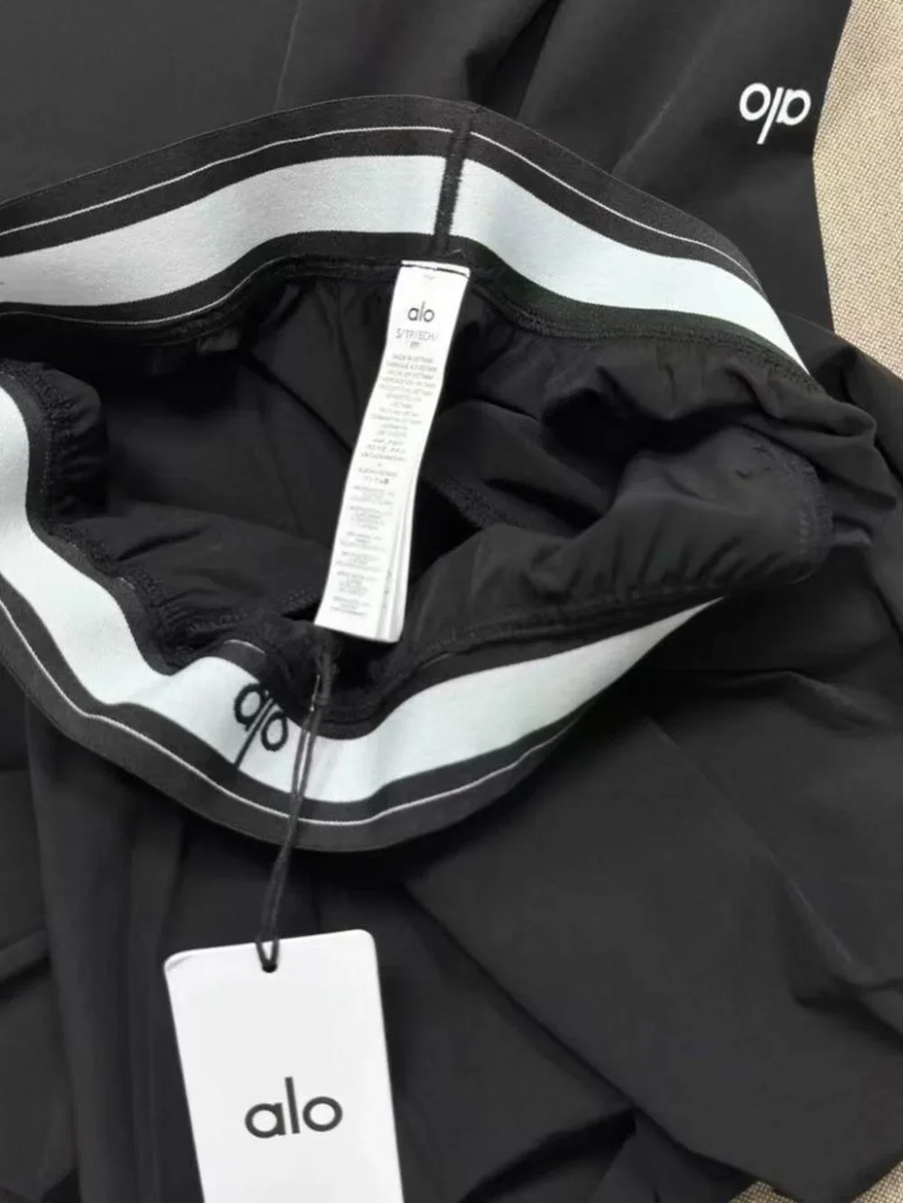 ALO Yoga💝Suit Up Trouser Black,Casual work pants NWT Regular 30”